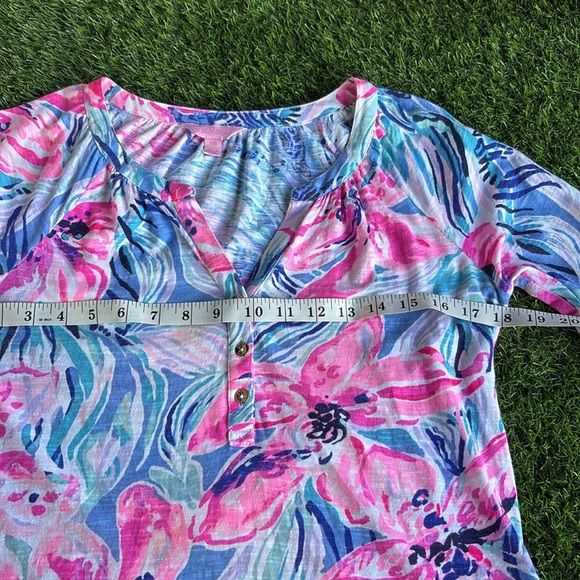 LILLY PULITZER Bell Sleeve Top size xxsmall - Picture 3 of 10
